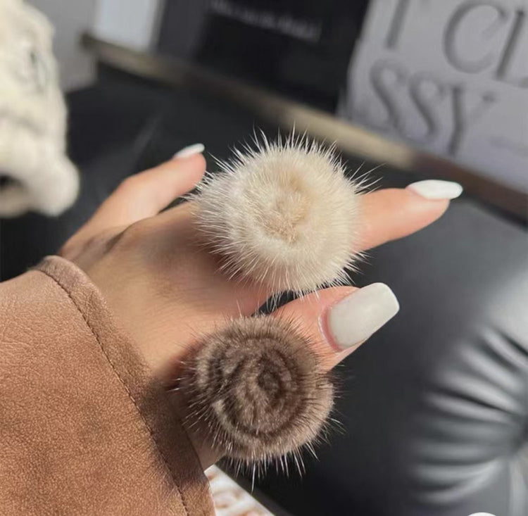 Fur ring
